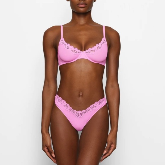 NEW SKIMS Fits Everybody Lace Unlined Scoop Bra Underwire, Petal Lilac, 46DD - Picture 3 of 11